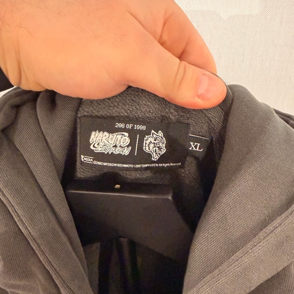 DARC Sport Gray Zip-Up Hoodie with Graphic Design - Picture 4 of 4